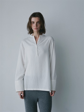 ヘンリーネックブラウス(01オフホワイト-フリー)