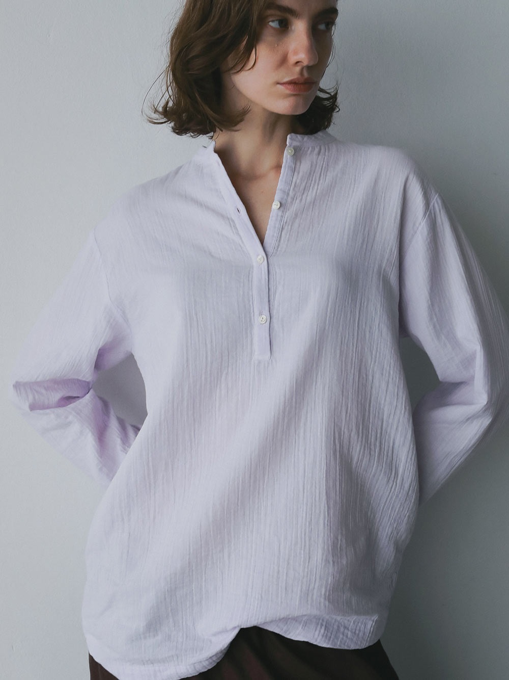 ヘンリーネックブラウス