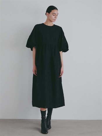 ＜3月5日（木）販売開始＞シアージャカードボリュームスリーブワンピース(00ブラック-１)