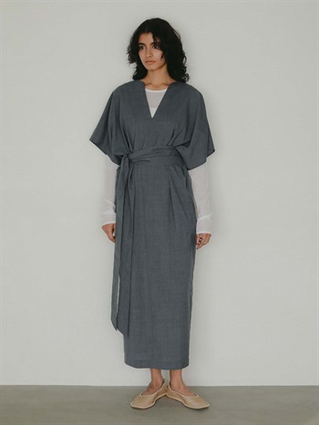 ＜2月5日（木）販売開始＞ウエストタックドレス(10チャコールグレー-１)