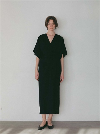 ＜2月5日（木）販売開始＞ウエストタックドレス