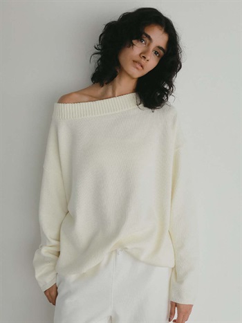  ＜1月15日（木）販売開始＞C/Nニットプルオーバー