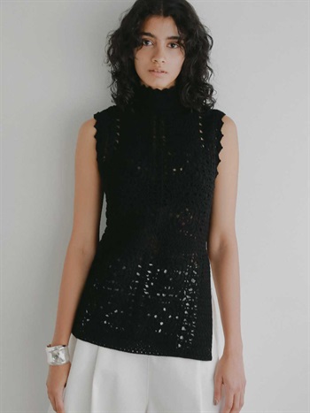 ＜2月12日（木）販売開始＞クロシェノースリーブニット