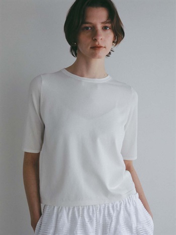 ＜3月5日（木）販売開始＞コンパクトニットプルオーバー(01オフホワイト-フリー)