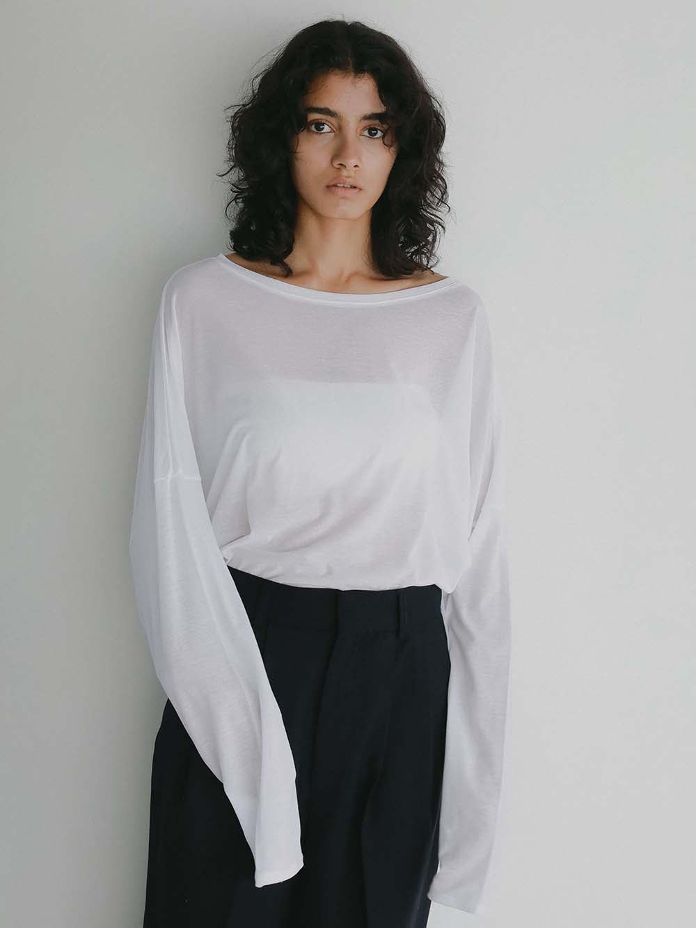 ＜1月22日（木）販売開始＞シアービッグシルエットプルオーバー