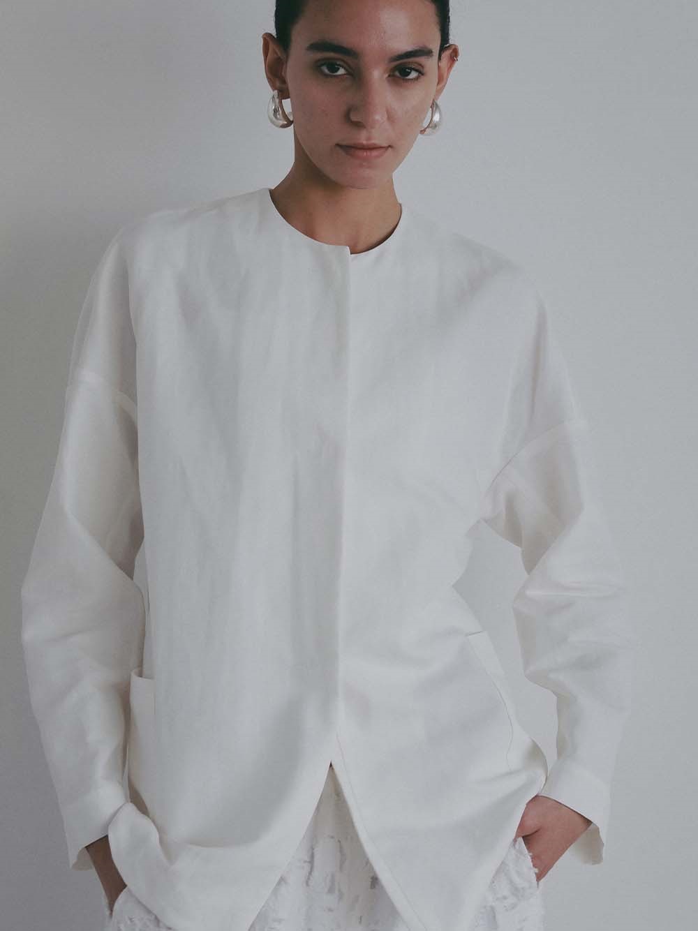 ＜4月2日（木）販売開始＞コットンリネンクルーネックジャケット