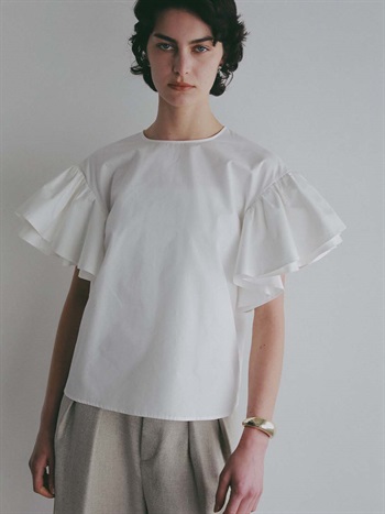 ＜4月23日（木）販売開始＞フレアスリーブブラウス