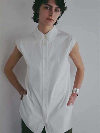 ＜4月30日（木）販売開始＞レースラウンドカラーシャツ