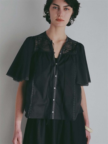 ＜予約＞レースコンビフレアスリーブブラウス(00ブラック-フリー-[Preorder] 5月下旬頃のお届け)