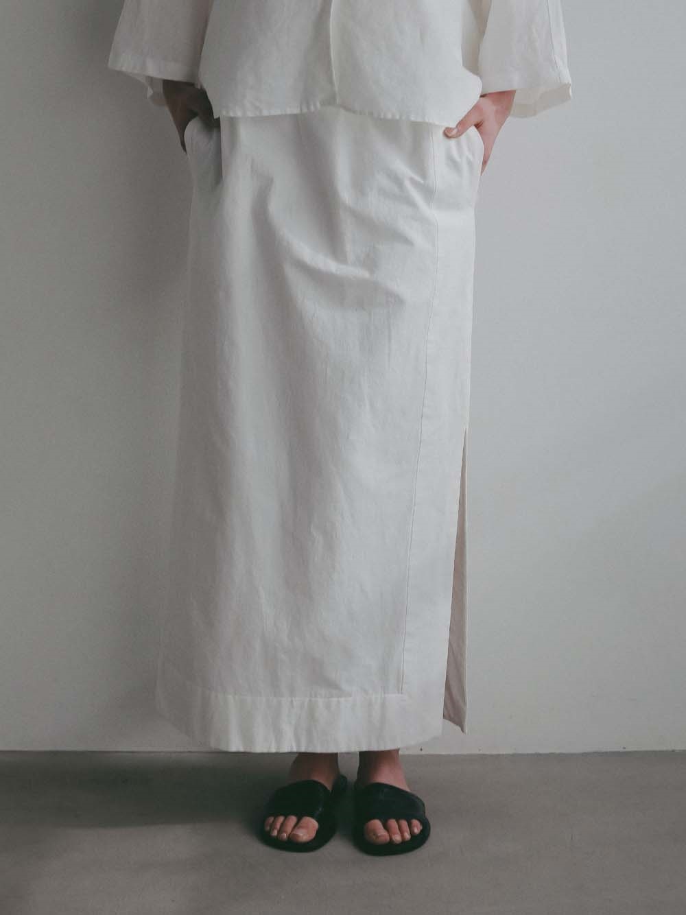 ＜4月30日（木）販売開始＞コットンリネンサイドスリットスカート(02ホワイト-１)