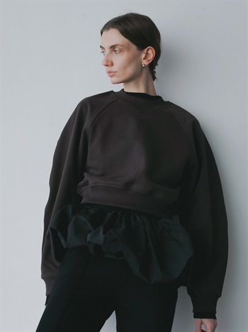 【ONLINE STORE限定】Le LOGO CROPPED TOP(80コゲチャ-フリー)