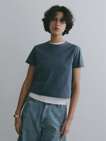 SAYAKA DAVIS Compact Tee(71ブルー-Ｓ)