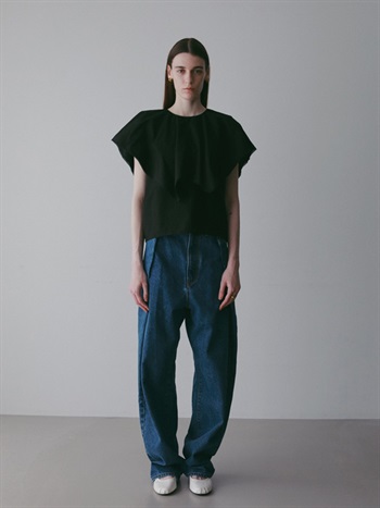QUIITO BASIC BIG TUCK PANTS