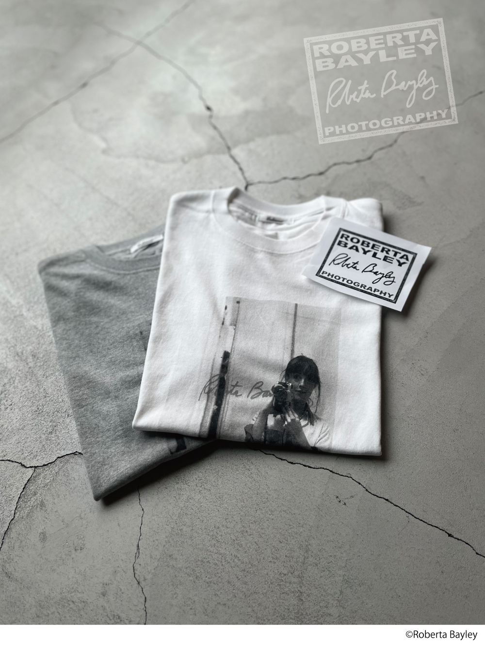 Ameri VINTAGE - 【アメリヴィンテージ】PHOTO ROBERTA BAYLEY TEE☆ Ameri（アメリ）の「PHOTO ROBERTA BAYLEY TEE（Tシャツ